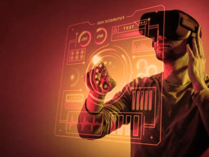 Spatial Computing & AR/VR: How Digital and Physical Worlds Are Blending